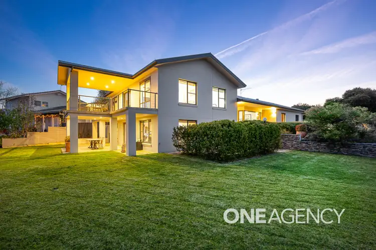 20 LAKESIDE DRIVE, Lake Albert NSW 2650