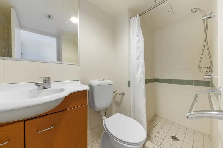 Sixth view of Homely unit listing, 807/188 Shafston Avenue, Kangaroo Point QLD 4169