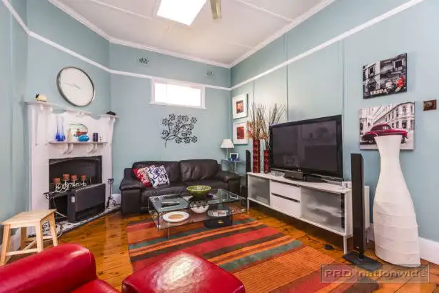 Third view of Homely house listing, 123 Lindsay Street, Hamilton NSW 2303