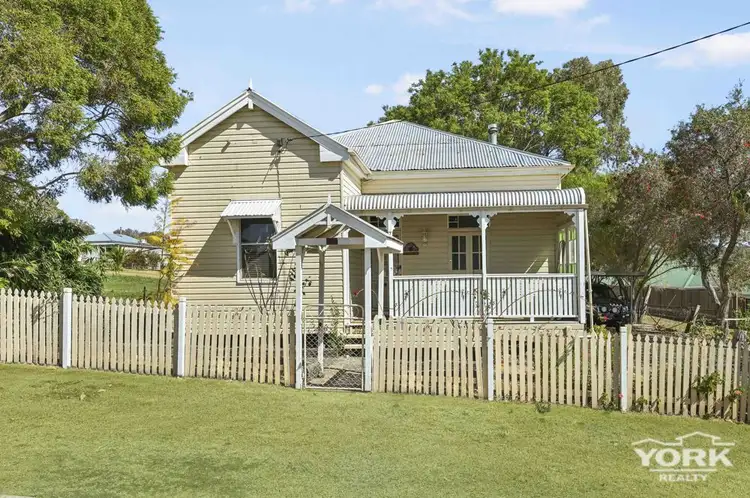 7 Hirst Street, Greenmount QLD 4359