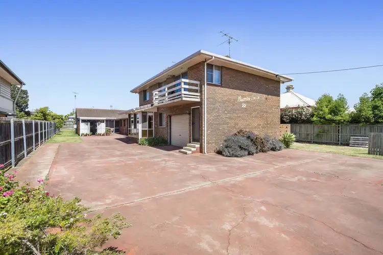 1/22 Wallace Street, Newtown QLD 4350