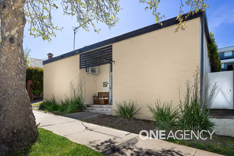 9 TRAIL STREET, Wagga Wagga NSW 2650