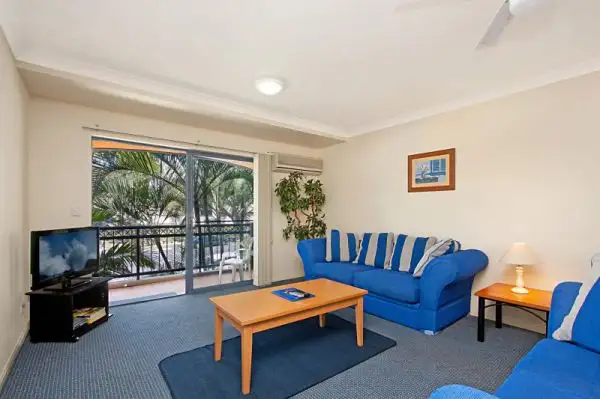 Third view of Homely unit listing, 18/5 Hill Street, Rainbow Bay QLD 4225