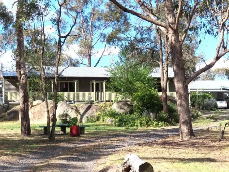 237 Caves Road, Stanthorpe QLD 4380