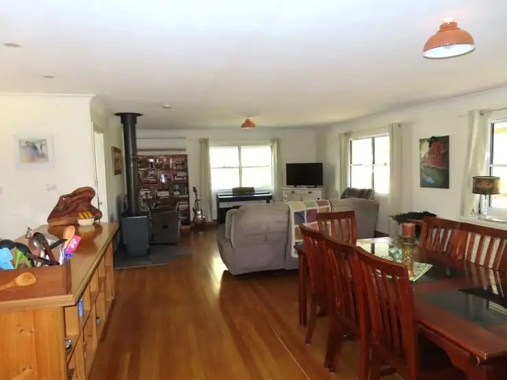 Fifth view of Homely house listing, 237 Caves Road, Stanthorpe QLD 4380