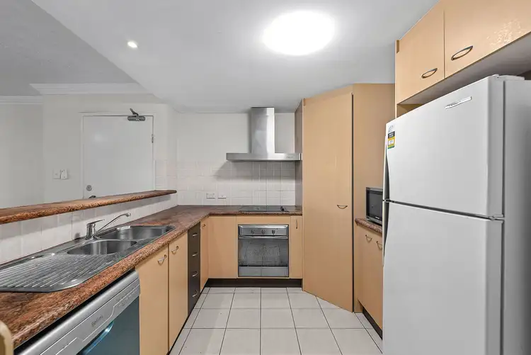 Sixth view of Homely unit listing, 10/81 Annerley Road, Woolloongabba QLD 4102