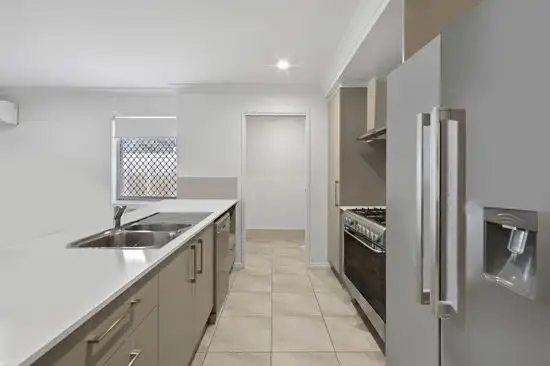 Sixth view of Homely house listing, 10 Kandra Close, Pallara QLD 4110