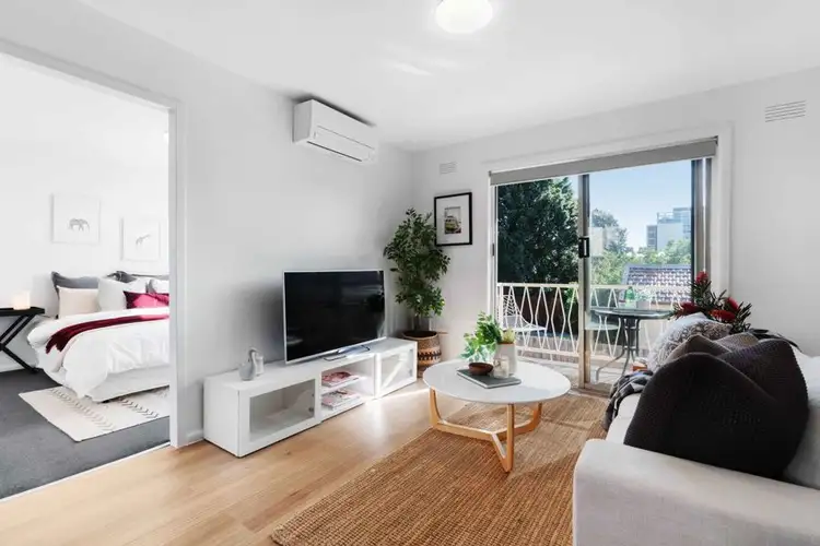 8/228 Barkly Street, Brunswick VIC 3056