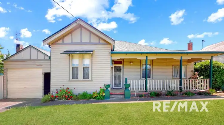 18 Florence Street, Junee NSW 2663