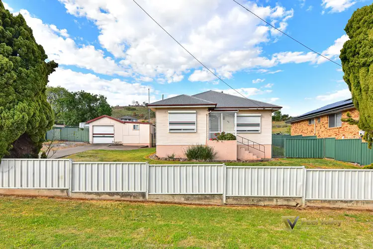 40 Peel Street, Tamworth NSW 2340