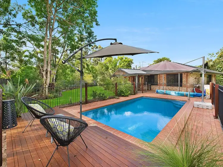 94 Outlook Drive, Glass House Mountains QLD 4518