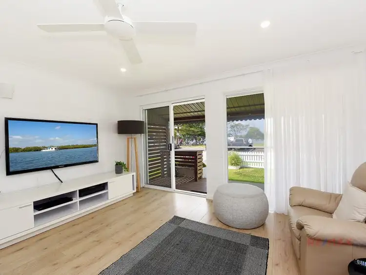 Fifth view of Homely semi-detached listing, 2/191 Esplanade, Golden Beach QLD 4551