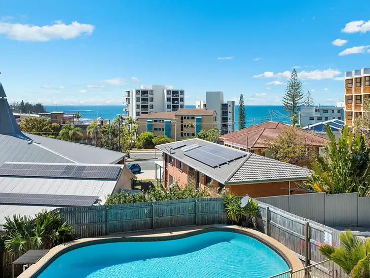 2/25 Canberra Terrace, Kings Beach QLD 4551