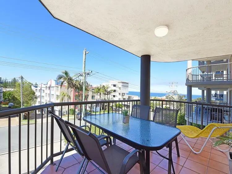 1/8 Orvieto Terrace, Kings Beach QLD 4551