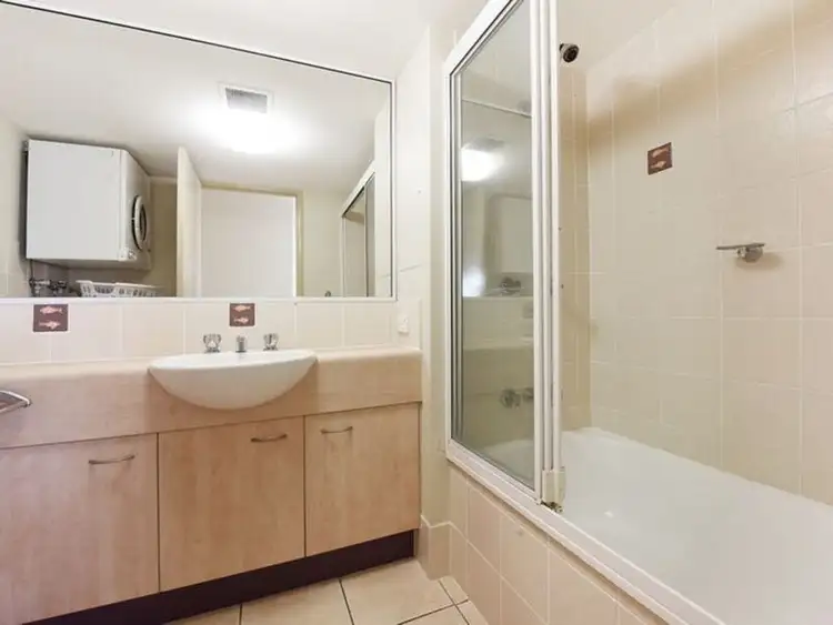 Fifth view of Homely unit listing, 1/18 Mahia Terrace, Kings Beach QLD 4551