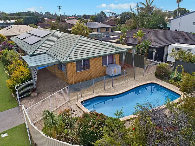 27 Michael Street, Golden Beach QLD 4551