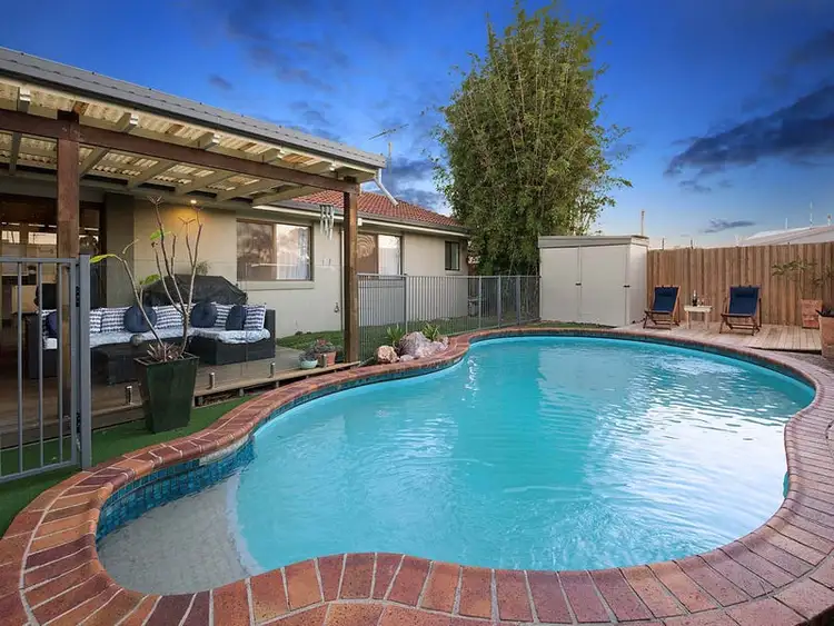5 Cromwell Street, Battery Hill QLD 4551