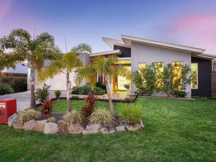 26 Sunrise Terrace, Little Mountain QLD 4551