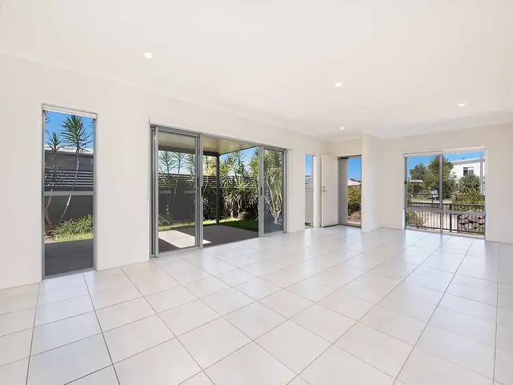 1 Hayman Lane, Meridan Plains QLD 4551
