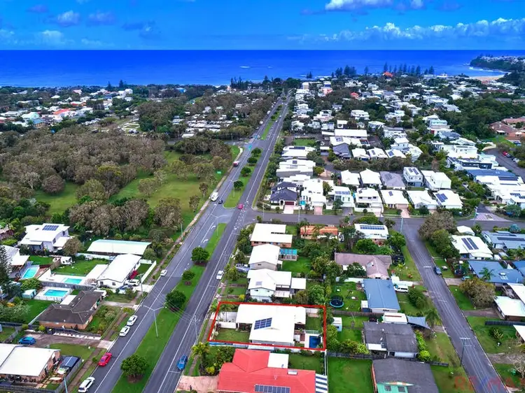 52 Beerburrum Street, Dicky Beach QLD 4551