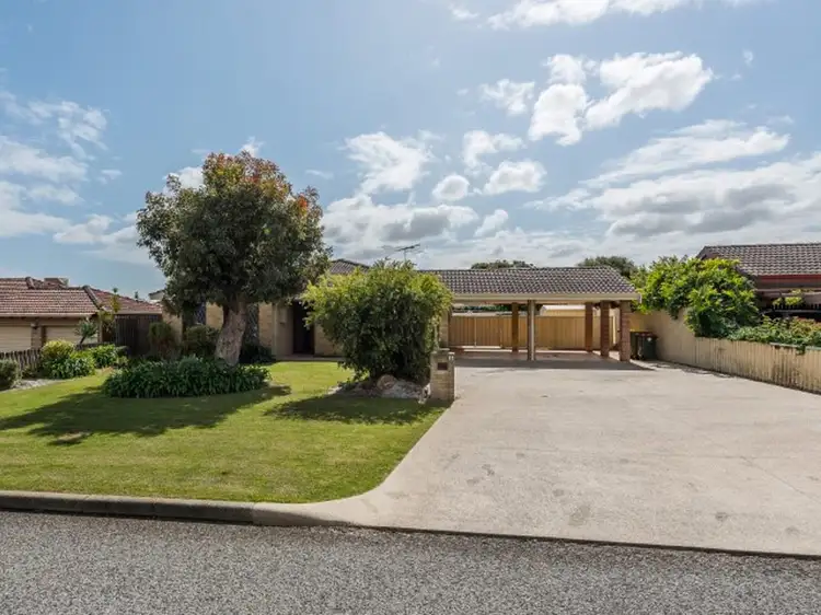 33 Naunton Crescent
