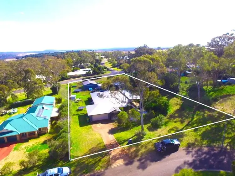 10 Debbie Court, Highfields QLD 4352