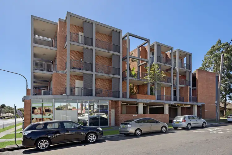 8/215-217 Woodville Road, Merrylands NSW 2160