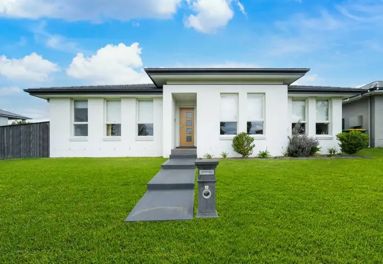 37 Donovan Boulevard, Gregory Hills NSW 2557
