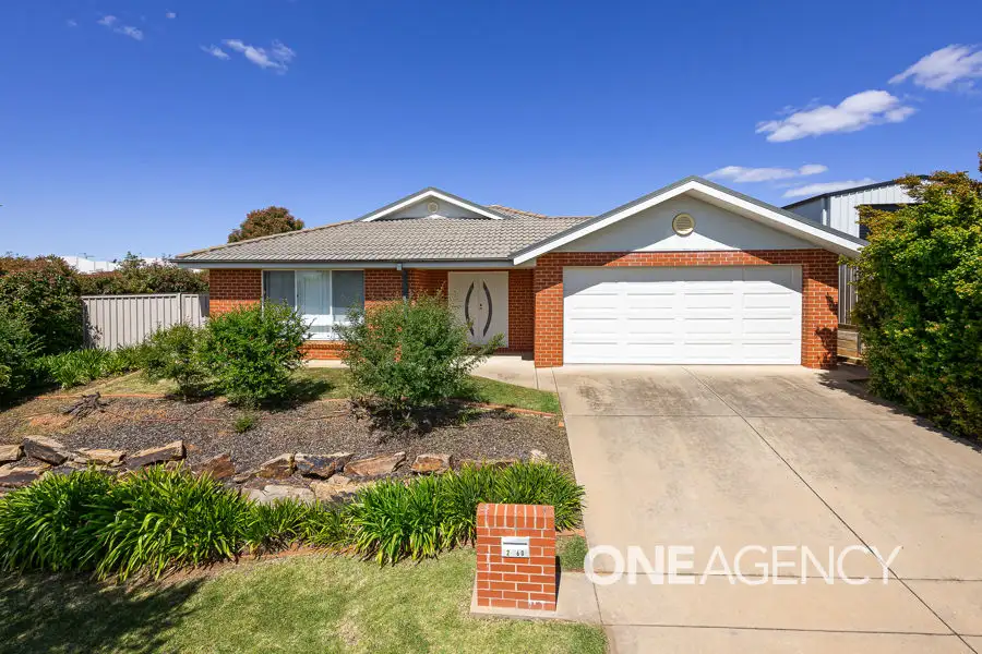 Main view of Homely villa listing, 60 YARRAWAH CRESCENT, Bourkelands NSW 2650
