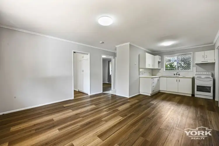 1/372 Tor Street, Newtown QLD 4350