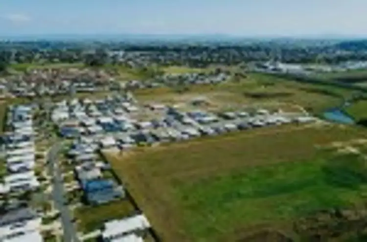 14 Regency Crescent, Beaconsfield QLD 4740