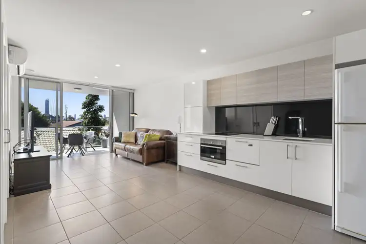 1212/6-8 Waterford Court, Bundall QLD 4217