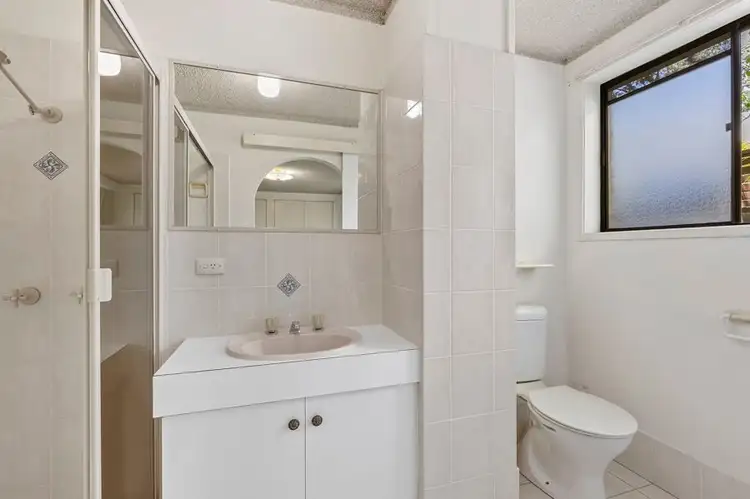 Fifth view of Homely unit listing, 1/5 St Kilda Avenue, Broadbeach QLD 4218