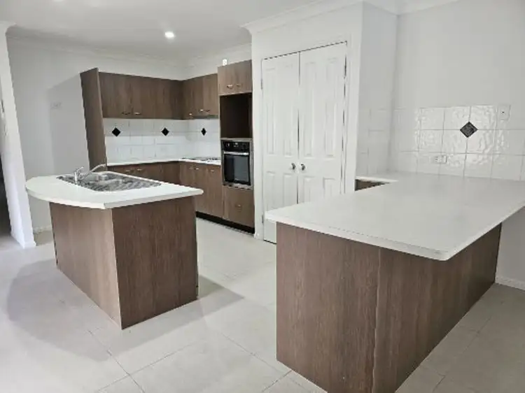 2 Greenland Court, Springfield QLD 4300