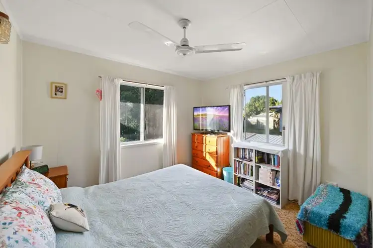 Fifth view of Homely house listing, 3 Flounder Crescent, Toolooa QLD 4680