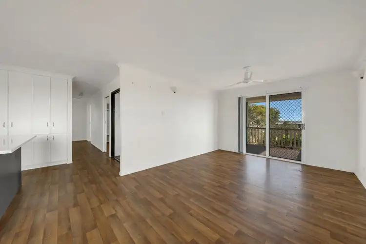 Fourth view of Homely house listing, 10 Kerfoot Close, Tannum Sands QLD 4680