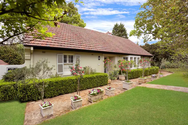 40 Brentwood Ave, Warrawee NSW 2074