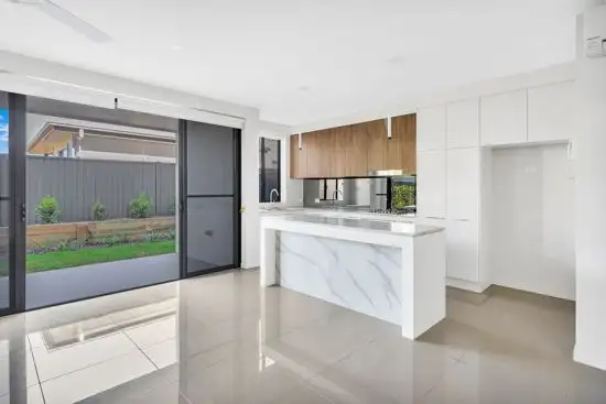 Fifth view of Homely townhouse listing, 8/37 Sickle Avenue, Hope Island QLD 4212