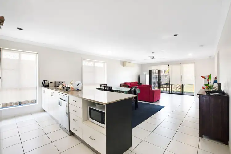 Second view of Homely house listing, 4 Cable Court, Blacks Beach QLD 4740