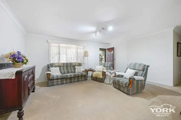 Second view of Homely house listing, 8 Palm Court, Rangeville QLD 4350