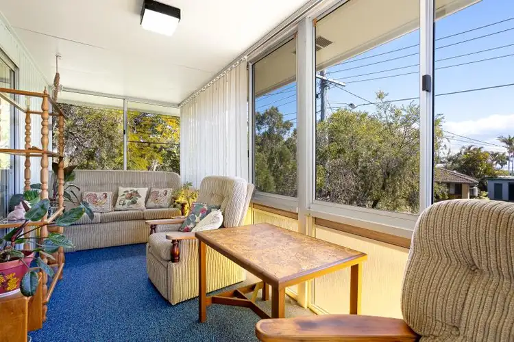 Fifth view of Homely house listing, 6 KALIMNA DRIVE, Clontarf QLD 4019