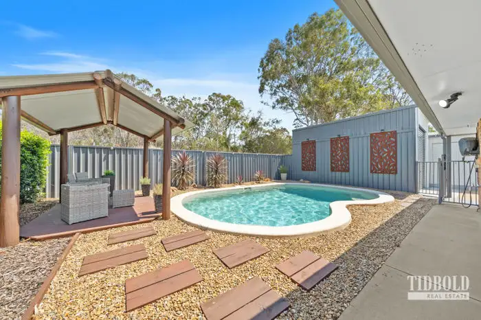 Second view of Homely house listing, 10 Terrier Court, Redland Bay QLD 4165