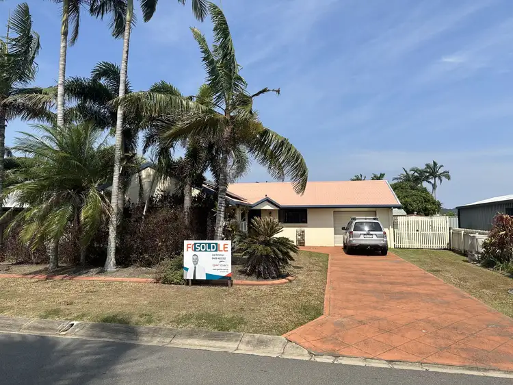15 Cassia Street, Beaconsfield QLD 4740
