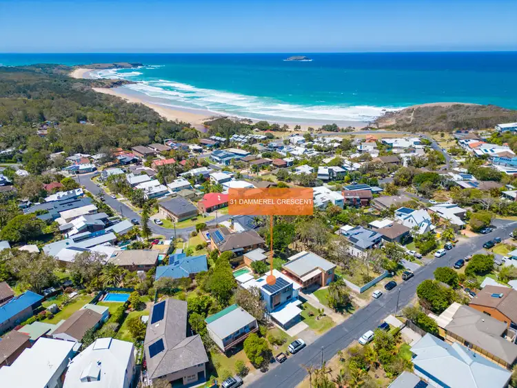 31 Dammerel Crescent, Emerald Beach NSW 2456
