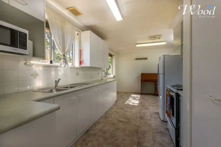 Fifth view of Homely house listing, 290 Cheyenne Dr, Lavington NSW 2641