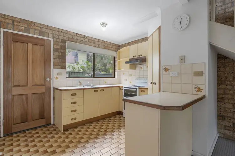Third view of Homely unit listing, 2/5 Burke Street, Coffs Harbour NSW 2450