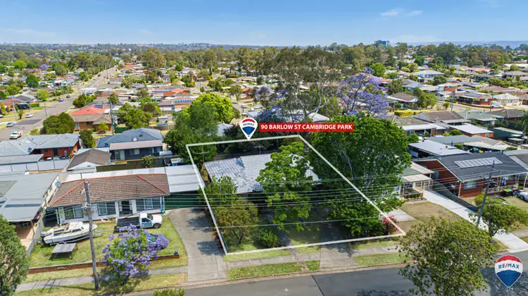 90 BARLOW STREET, Cambridge Park NSW 2747