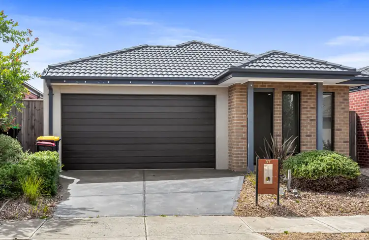 37 Rockfern Crescent, Diggers Rest VIC 3427