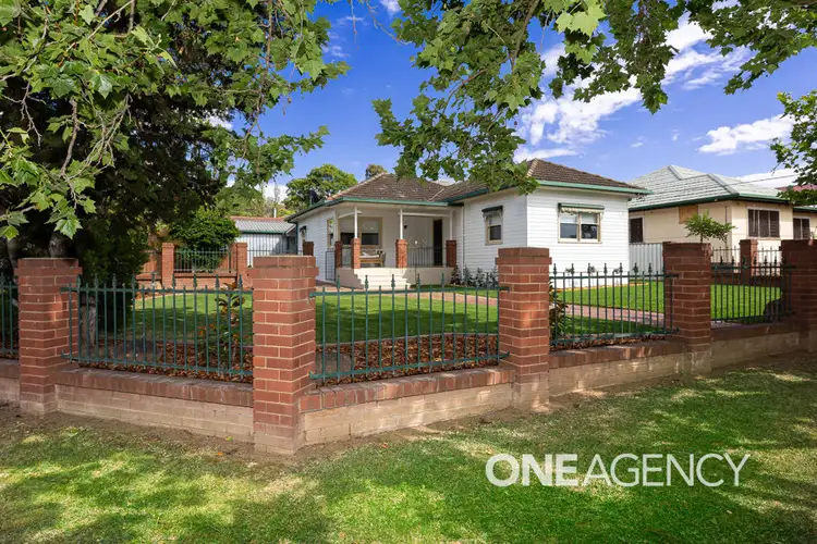 Main view of Homely house listing, 2/142 GROVE STREET, Kooringal NSW 2650