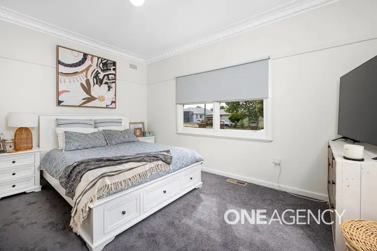 Sixth view of Homely house listing, 2/142 GROVE STREET, Kooringal NSW 2650